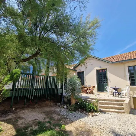 Ferienhaus Charmante 4 Pieces, 6 Pers. Au Quartier Du Casino De Chatelaillon-plage, Proche Mer, Jardin, Parking - Fr-1-706-15 Châtelaillon-Plage