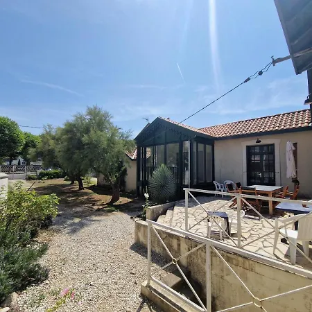 Charmante 4 Pieces, 6 Pers. Au Quartier Du Casino De Chatelaillon-plage, Proche Mer, Jardin, Parking - Fr-1-706-15