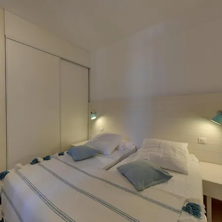 Charmante 4 Pieces, 6 Pers. Au Quartier Du Casino De Chatelaillon-plage, Proche Mer, Jardin, Parking - Fr-1-706-15