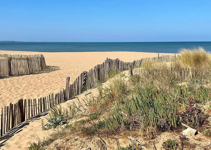 Charmante 4 Pieces, 6 Pers. Au Quartier Du Casino De Chatelaillon-plage, Proche Mer, Jardin, Parking - Fr-1-706-15