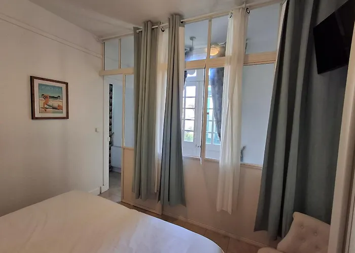 Tatil Evi Charmante 4 Pieces, 6 Pers. Au Quartier Du Casino De Chatelaillon-plage, Proche Mer, Jardin, Parking - Fr-1-706-15 *