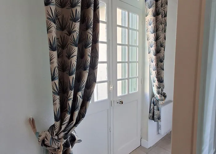 Charmante 4 Pieces, 6 Pers. Au Quartier Du Casino De Chatelaillon-plage, Proche Mer, Jardin, Parking - Fr-1-706-15 Tatil Evi